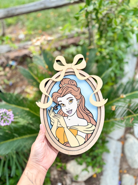 Coquette Character Frame