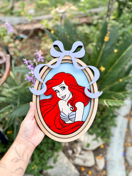 Coquette Character Frame